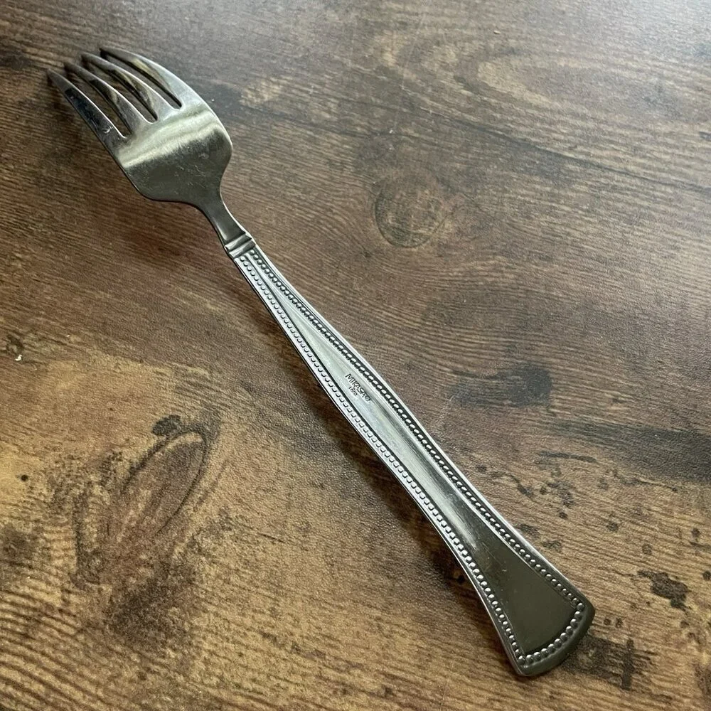 Mikasa Chadwick Bead Dinner Fork 8 1/8